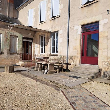 Au P'Tit Gueul'Ton Bed & Breakfast Les Aix-d'Angillon Exterior foto